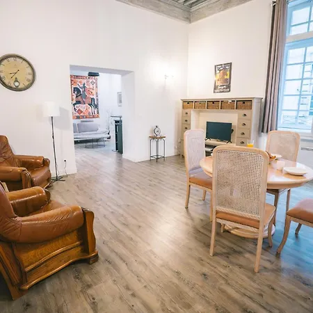 Apartmán Spacieux & Confortable Au Coeur Du Centre-ville-aq Carcassonne