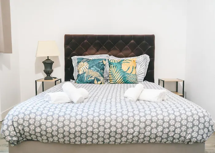 아파트 Spacieux & Confortable Au Coeur Du Centre-ville-aq *