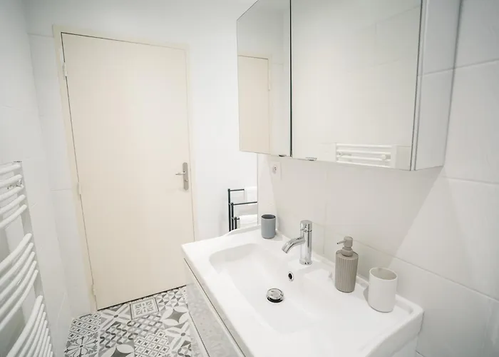 Spacieux & Confortable Au Coeur Du Centre-ville-aq 아파트 카르카손